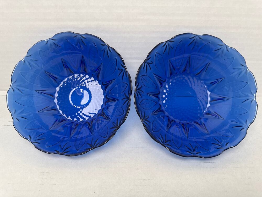 2 Avon Royal Sapphire Cobalt Blue Glass 6.5” Salad Serving Bowl